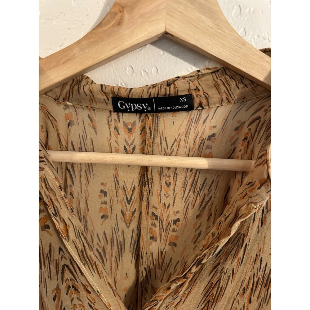 Y Gypsy 05 100% Silk Hippie 70’s Style Tan Cold Shoulder Button Up Blouse - Picture 8 of 11